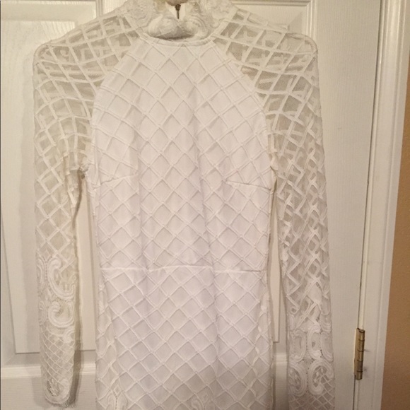 Charlotte Russe Dresses & Skirts - Small, White, lace fitting, knee length